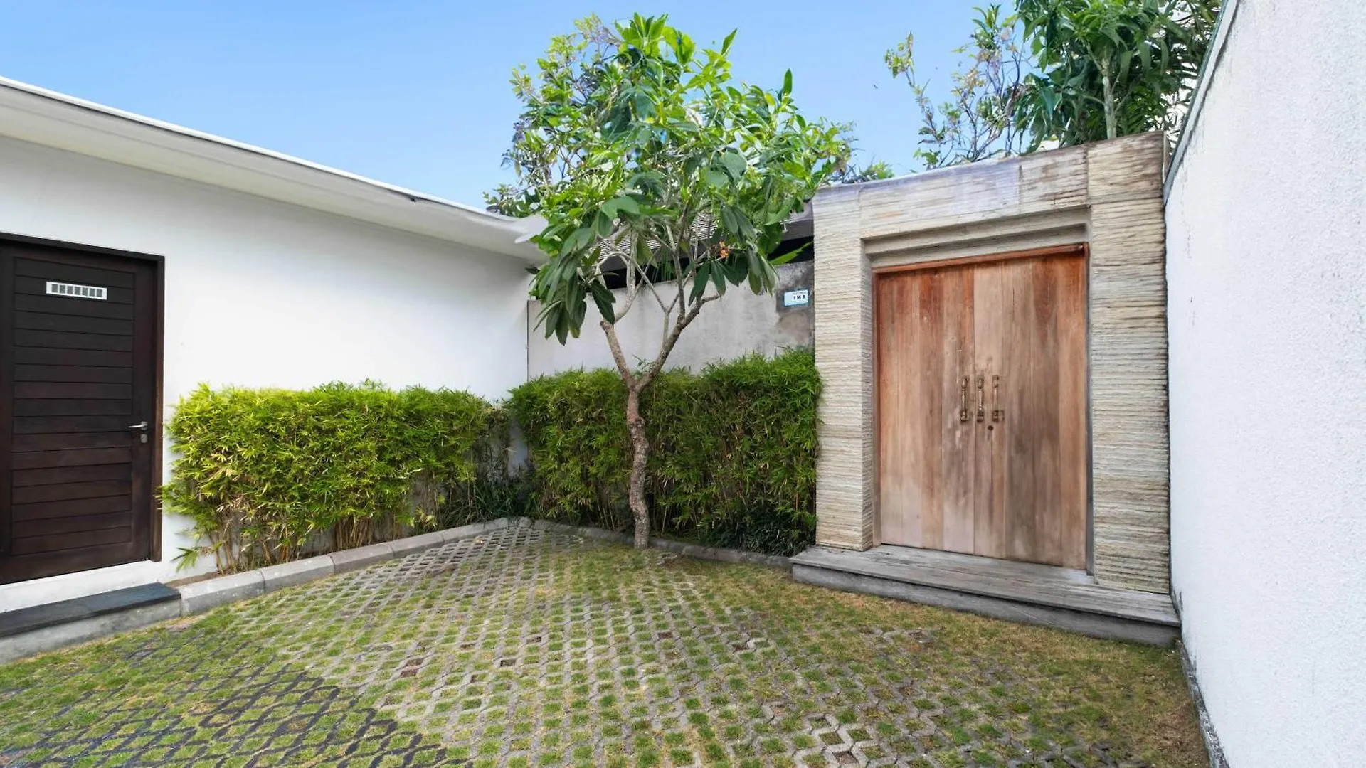 Villa Nikaia By Villa Finder Seminyak Indonesien