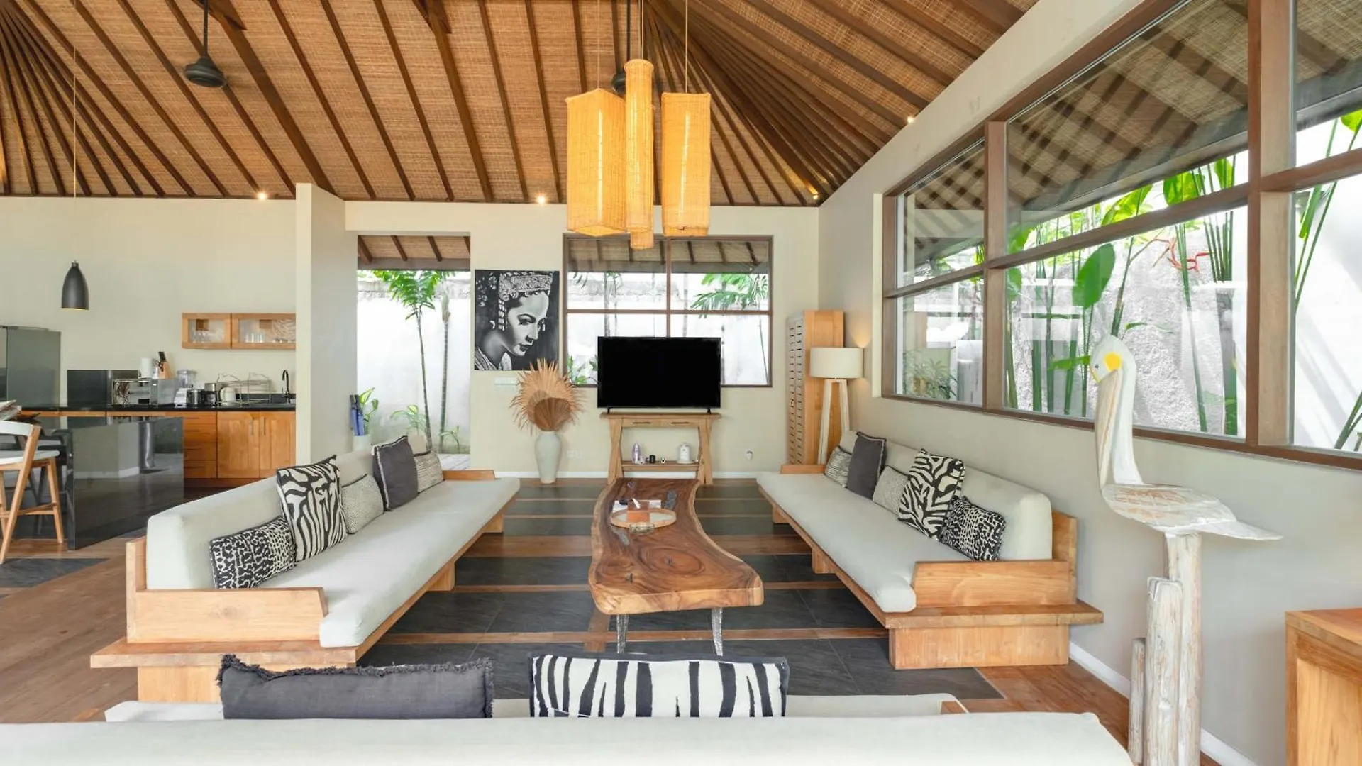 Villa Nikaia By Villa Finder Seminyak