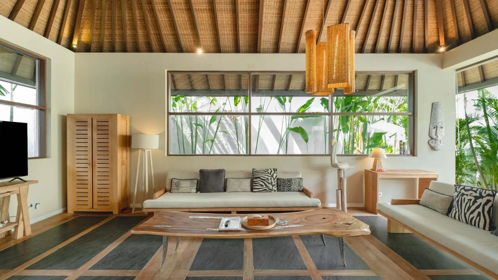 Villa Nikaia By Villa Finder Seminyak  Indonesia